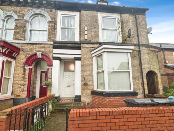 1 bed property, in Coltman Street, £18,000