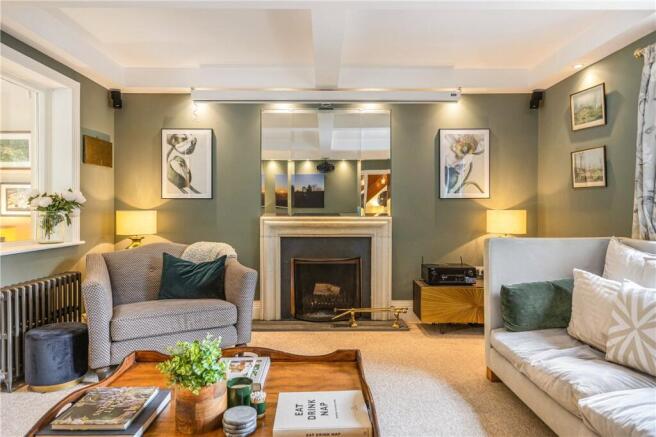 5 bed property, in The Fairway, £1,450,000