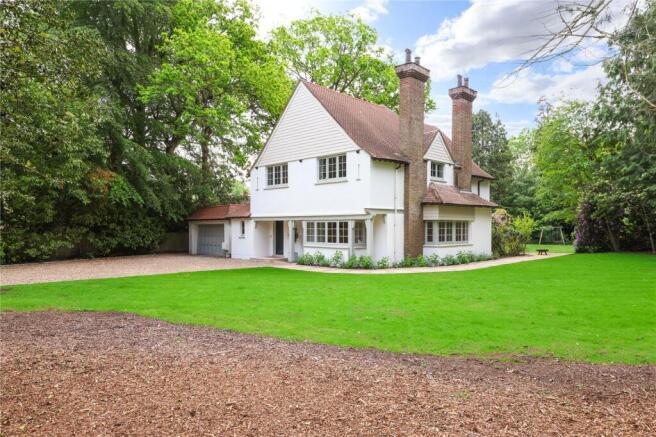 5 bed property, in Ashley Rise, £2,650,000