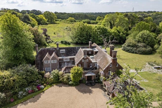 4 bed property, in The Stream, £1,750,000