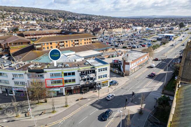 2 bed property, in The Sovereign Centre, £55,000