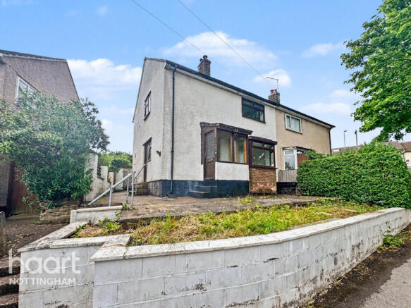 3 bed property, in Phoenix Avenue, £150,000
