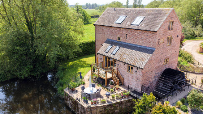 4 bed property, in The Water Mill, £850,000