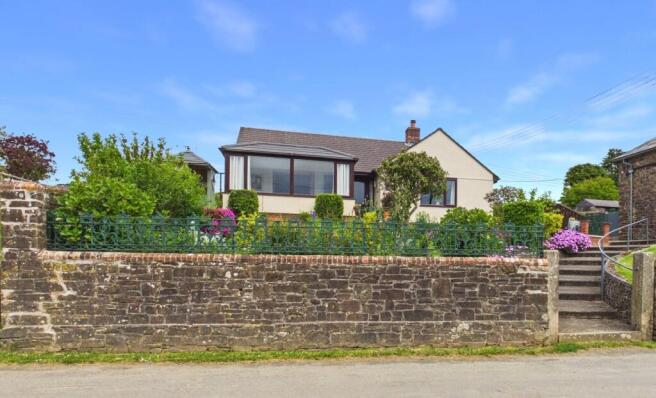 2 bed property, in Tetcott, £375,000