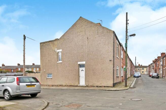 2 bed property, in Bertha Street, £60,000