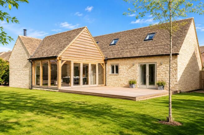 5 bed property, in Ham Lane, £1,150,000