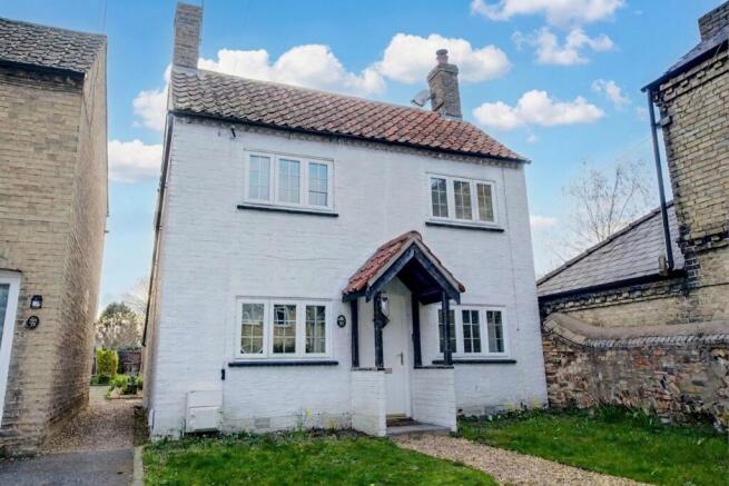 3 bed property, in Oxford Street, £335,000