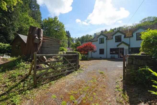 4 bed property, in River Yeat Cottage, £475,000