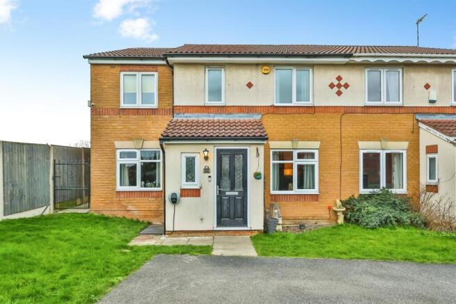 4 bed property, in Malthouse Road, £280,000