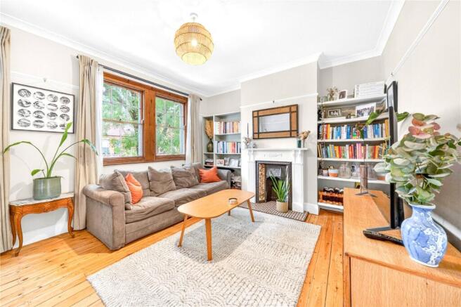 2 bed property, in Carr Road, £575,000