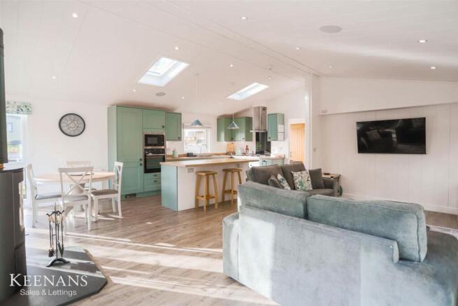 2 bed property, in Bowland Escapes, £75,000