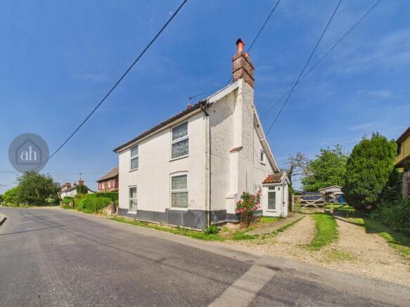 3 bed property, in Kingshall Street, £375,000