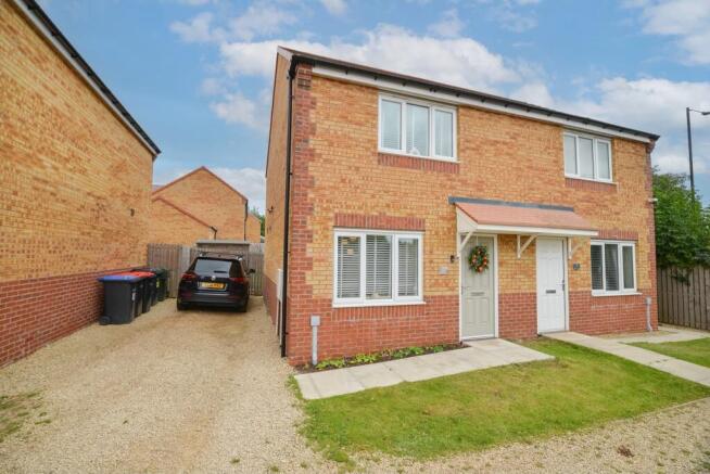 2 bed property, in Keld House Gardens, £130,000