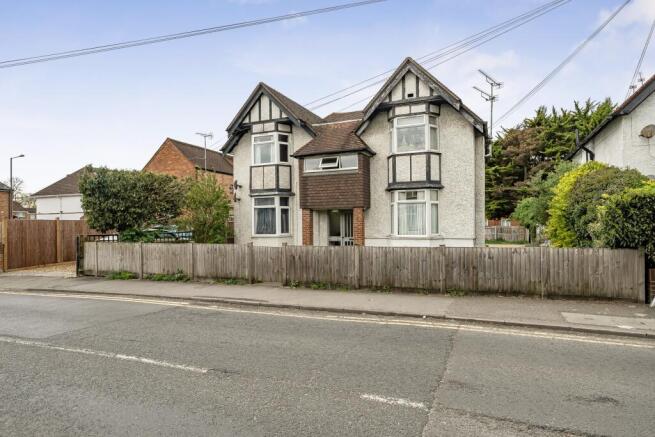 1 bed property, in Forlease Rd, £195,000