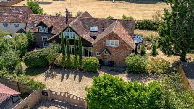 4 bed property, in School Lane, £950,000