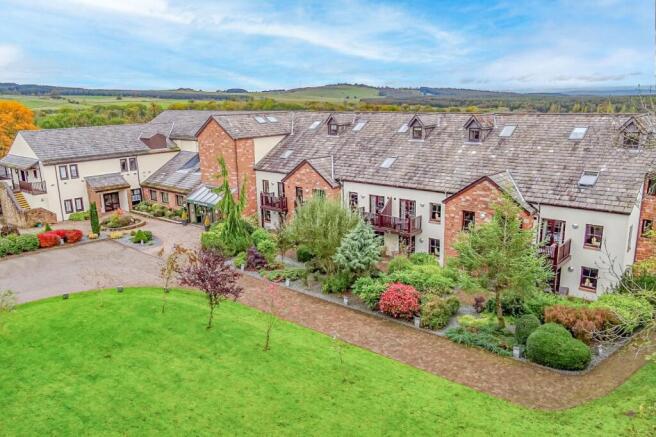 1 bed property, in 32 Ullswater Suite, £105,000
