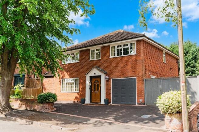 4 bed property, in Westminster Road, £650,000