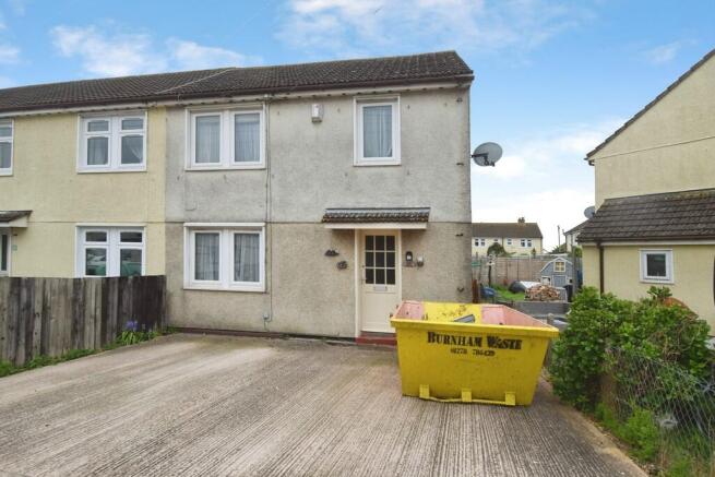 Land, in Ringstone, £140,000