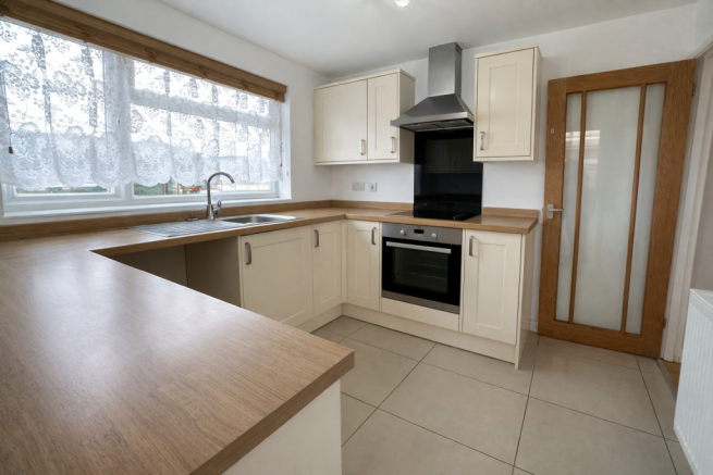 3 bed property, in Laxfield Road, £250,000