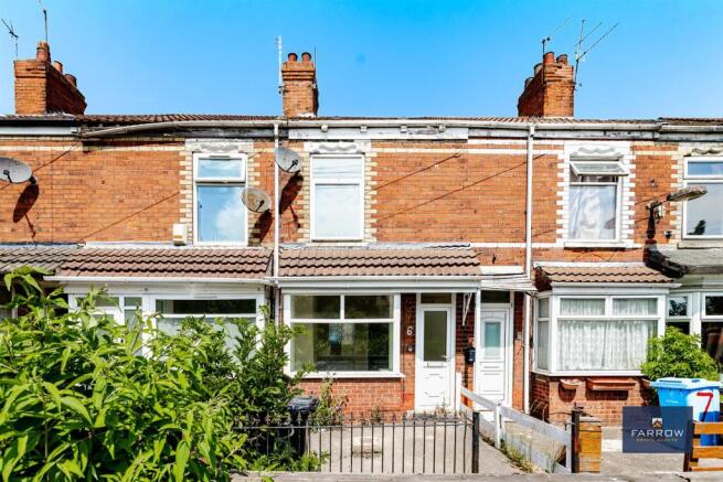 2 bed property, in Delhi Street, £60,000