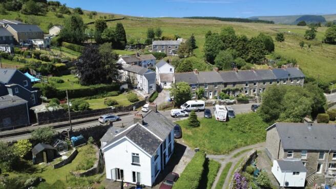 4 bed property, in Pontsticill, £360,000