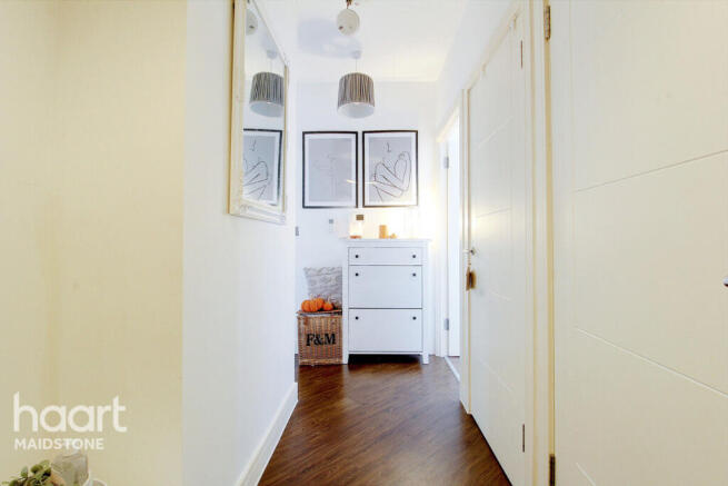 2 bed property, in Knightrider Street, £199,950