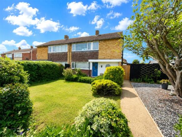 3 bed property, in Kingsway, £280,000