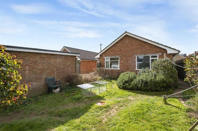 3 bed property, in Cairo Avenue, £315,000