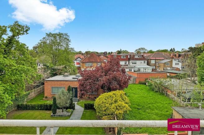 3 bed property, in Stanview Court, £625,000