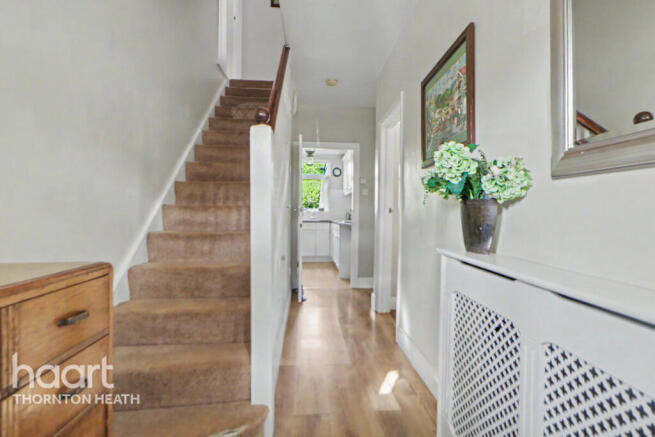 6 bed property, in Georgia Road, £700,000