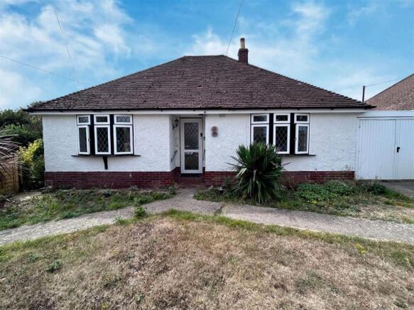 2 bed property, in Newnham Lane, £390,000