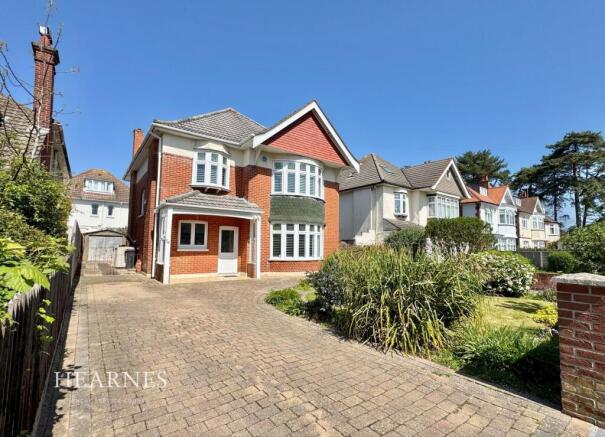 6 bed property, in Kings Park Road, £635,000