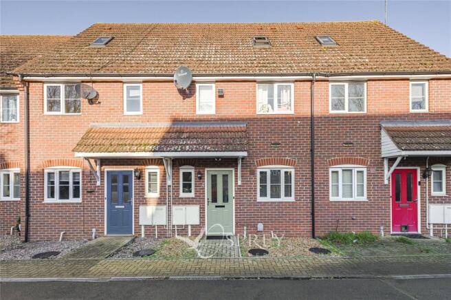 3 bed property, in Harrisons Walk, £225,000