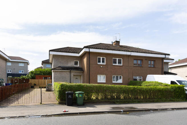 3 bed property, in Quarrywood Road, £106,000