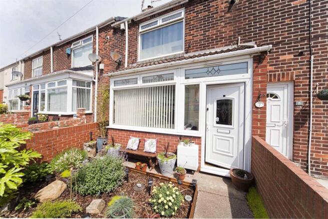 2 bed property, in Hardwick Street, £69,999