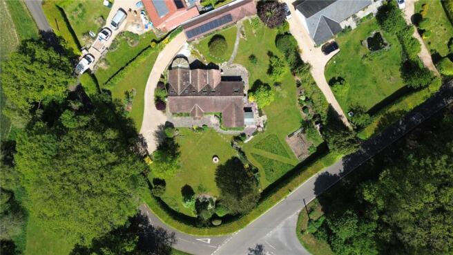 4 bed property, in Green Lane, £1,000,000