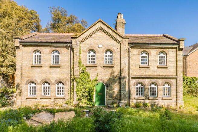 Land, in Isabel Hill Close, £999,950