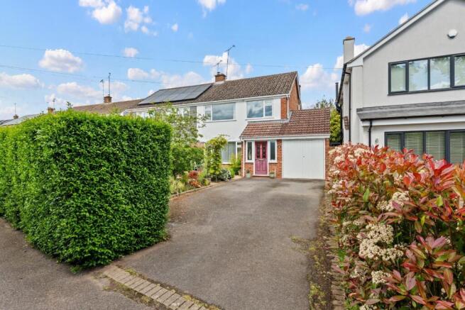 4 bed property, in Offchurch Road, £400,000