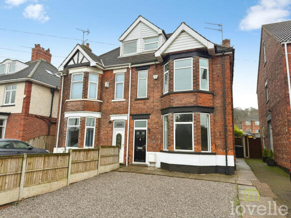 4 bed property, in Lea Road, £265,000