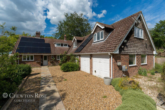 4 bed property, in Hook Lane, £800,000
