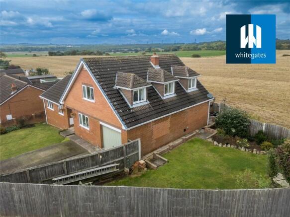 5 bed property, in Barton Way, £350,000