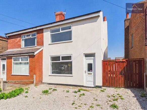 2 bed property, in Warley Road, £130,000