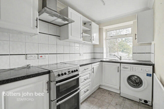 1 bed property, in Manor Rise, £70,000