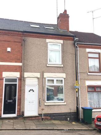 5 bed property, in Rented until 2027 with Lawful planning permission, £250,000