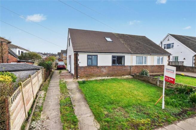 3 bed property, in New Lane, £275,000