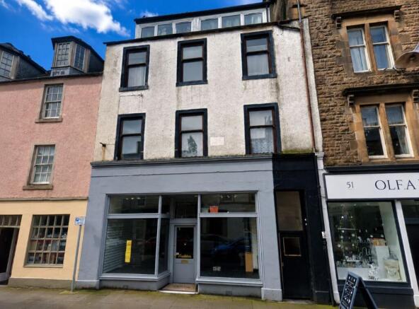 2 bed property, in 49E Longrow, £5,000