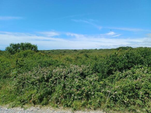 Studio, in Charleston Avenue, £10,000
