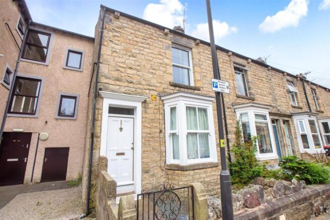4 bed property, in Springfield Street, £240,000