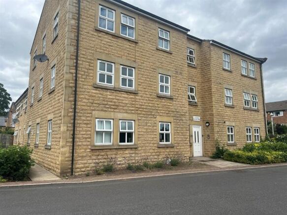 2 bed property, in Wellfield Mews, £50,000