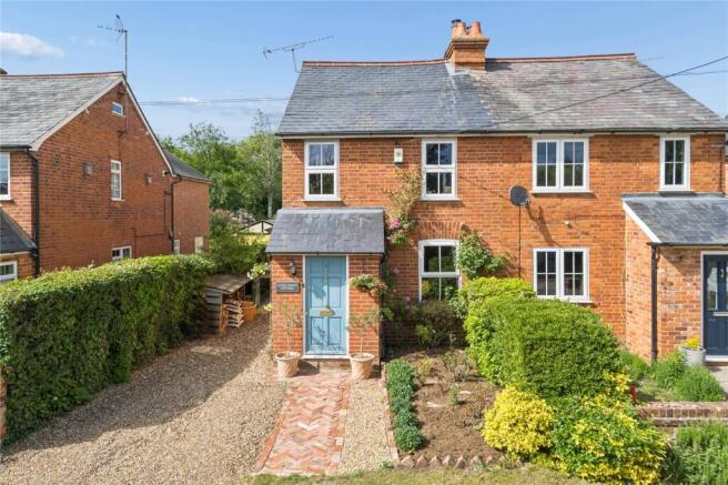 3 bed property, in Heathfield Avenue, £750,000